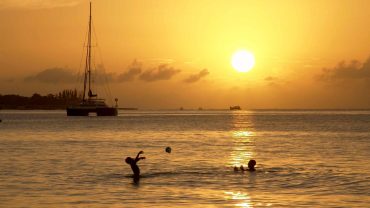 Discover Jamaica: The Heartbeat of the Caribbean