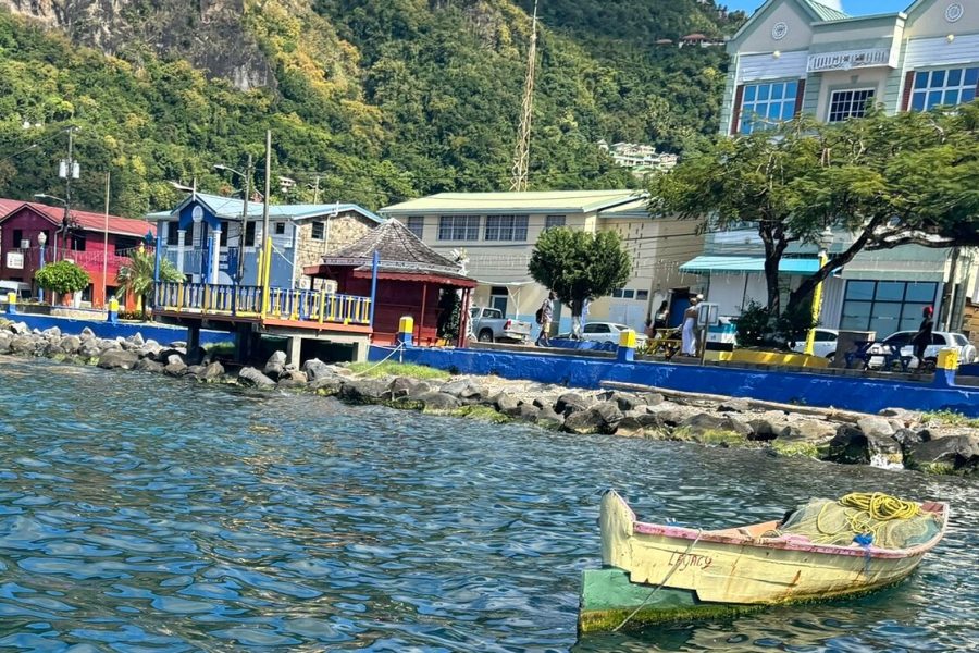 Private Half Day Charter: St Lucia Boat Tour to Soufriere