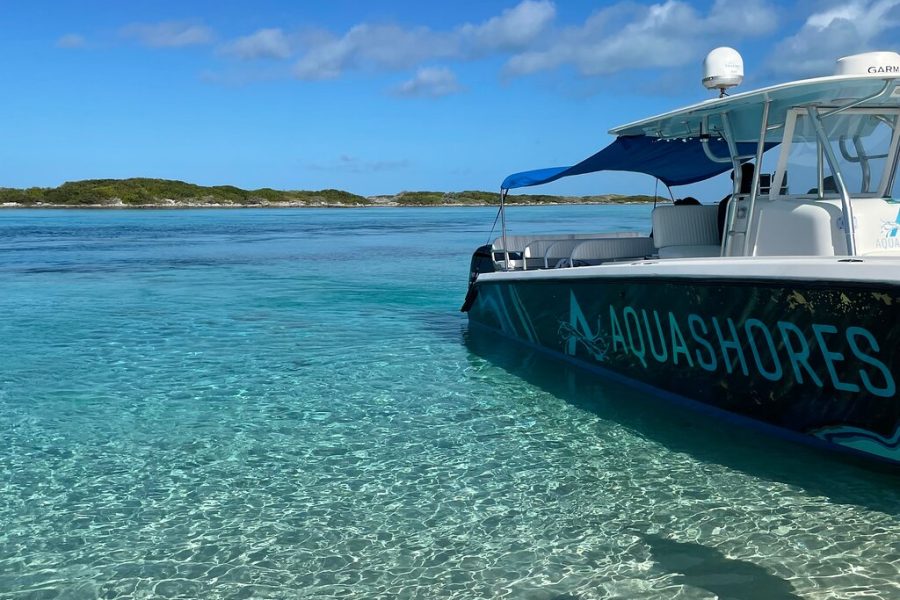 Exuma Powerboat Tour from Nassau with Swimming Pigs